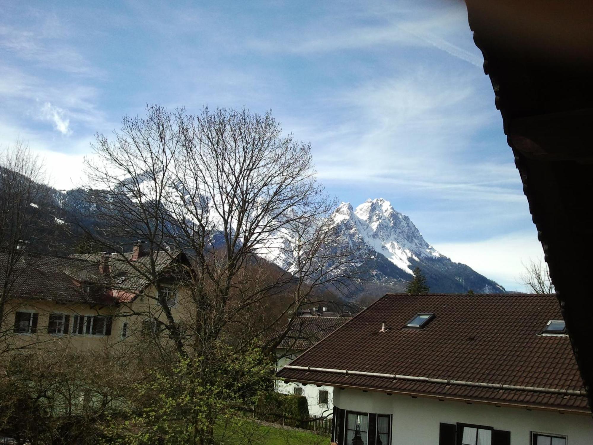 Gaestehaus Bader Garmisch-Partenkirchen Exterior foto